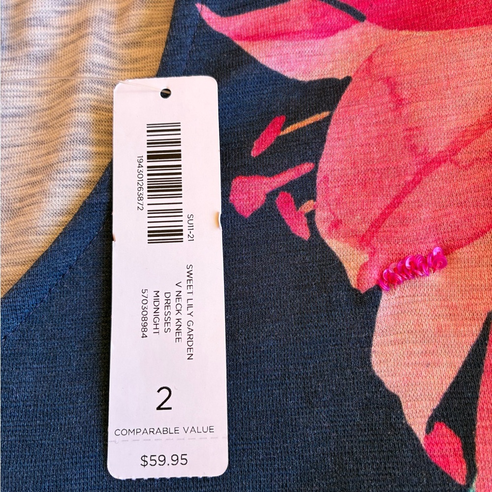 NWT CHICO’S Blue Floral Short Sleeve Beaded Dress Size Large (2) - Picture 7 of 9